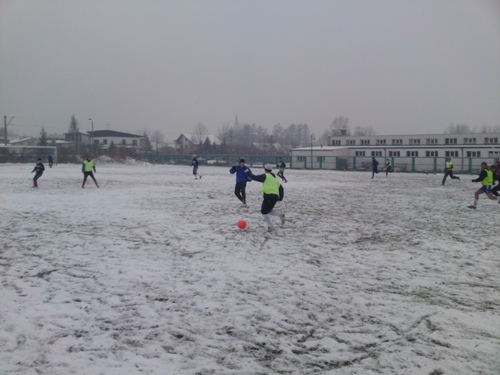 KS Ku�nia Ustro� - LKS Sp�jnia G�rki Wielkie